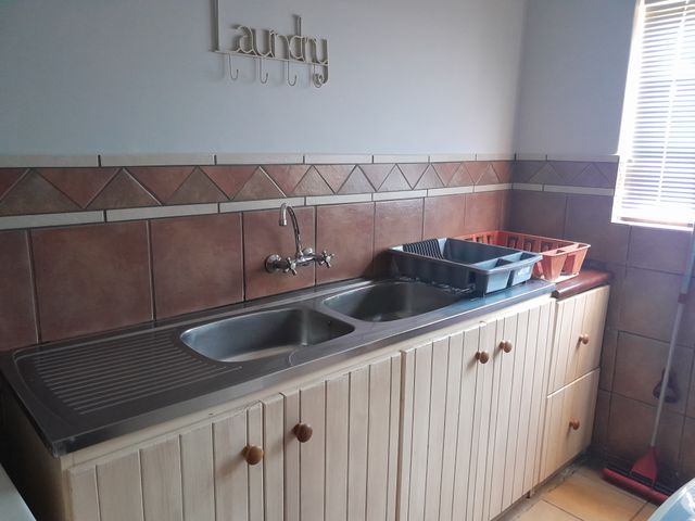 4 Bedroom Property for Sale in Albertinia Western Cape